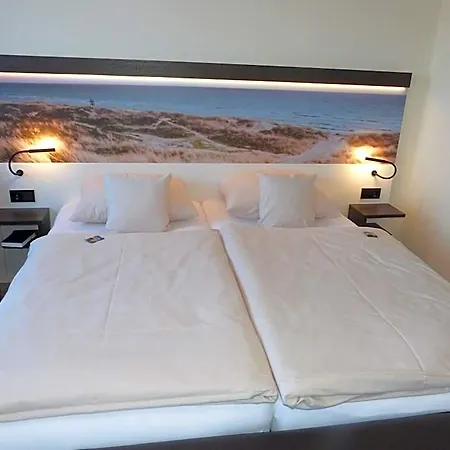 מלון Ankerplatz-hotel Garni